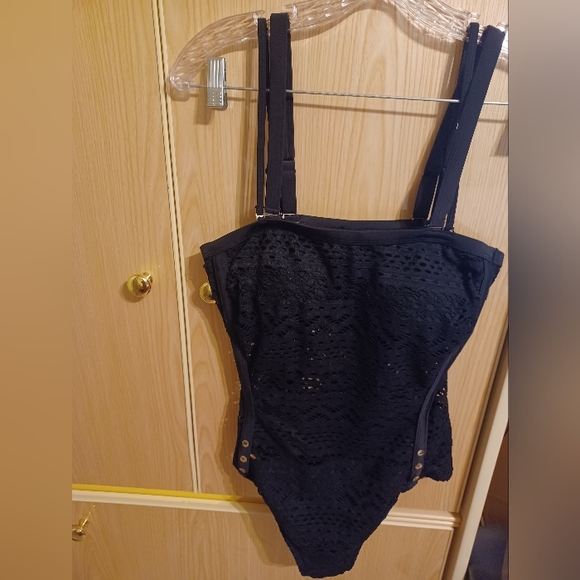 Lookbookstore Black Crochet one piece Swimsuit Size 10. New without tags(item48) - Picture 3 of 6